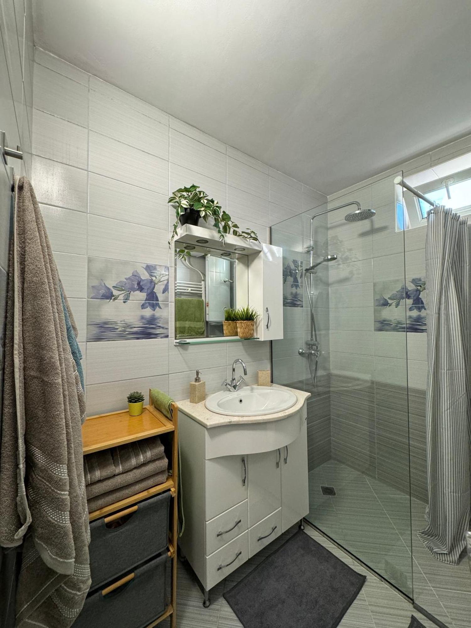 Kakavanen'S Sea View Apartment Bałczik Zewnętrze zdjęcie