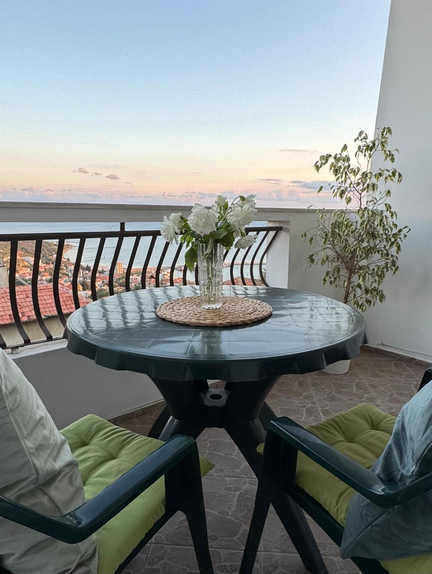 Kakavanen'S Sea View Apartment Bałczik Zewnętrze zdjęcie